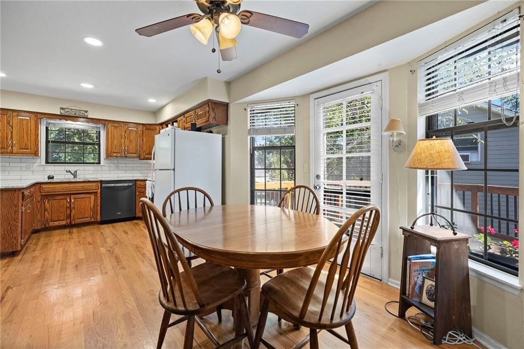 8919 Greenway Lane — photo 10