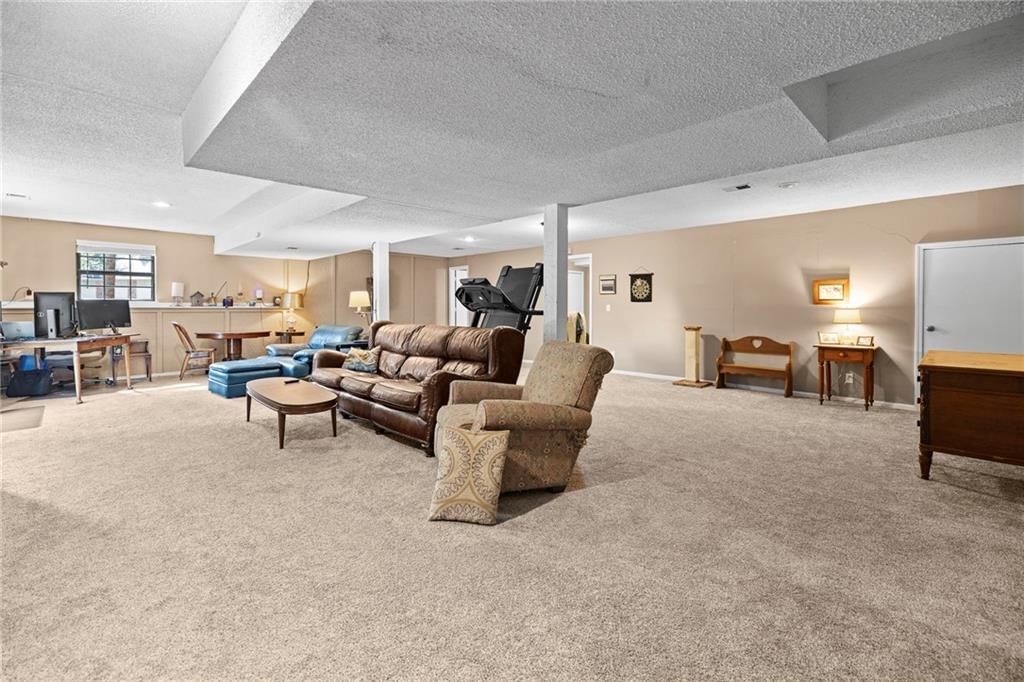 8919 Greenway Lane — photo 24