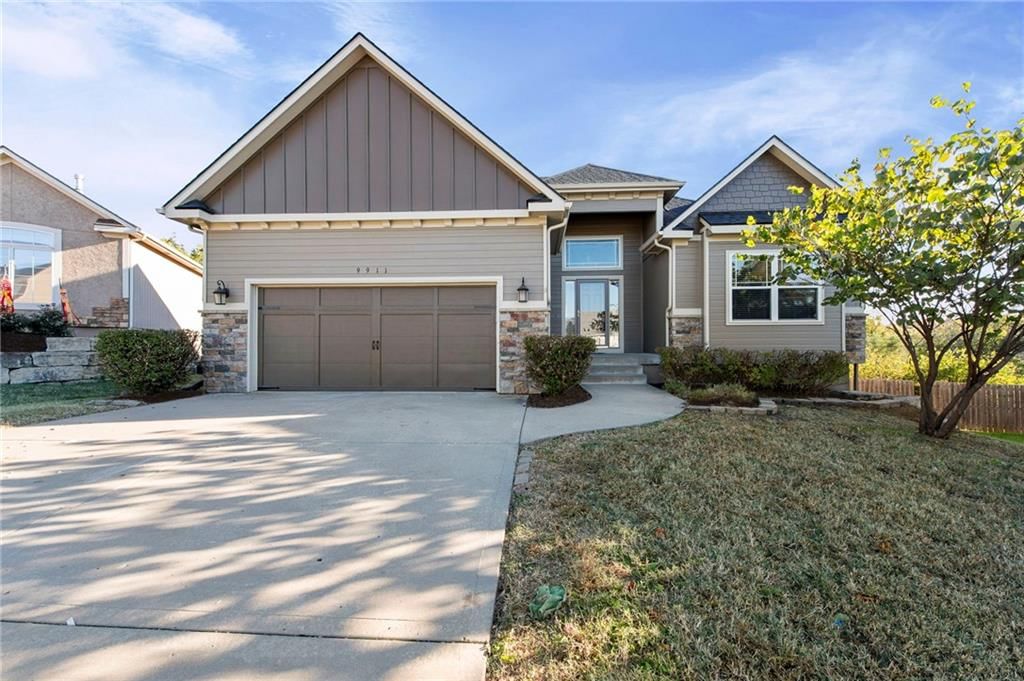 9911 Webster Circle — photo 1