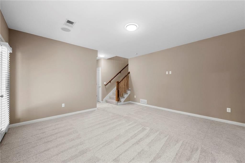 9911 Webster Circle — photo 23