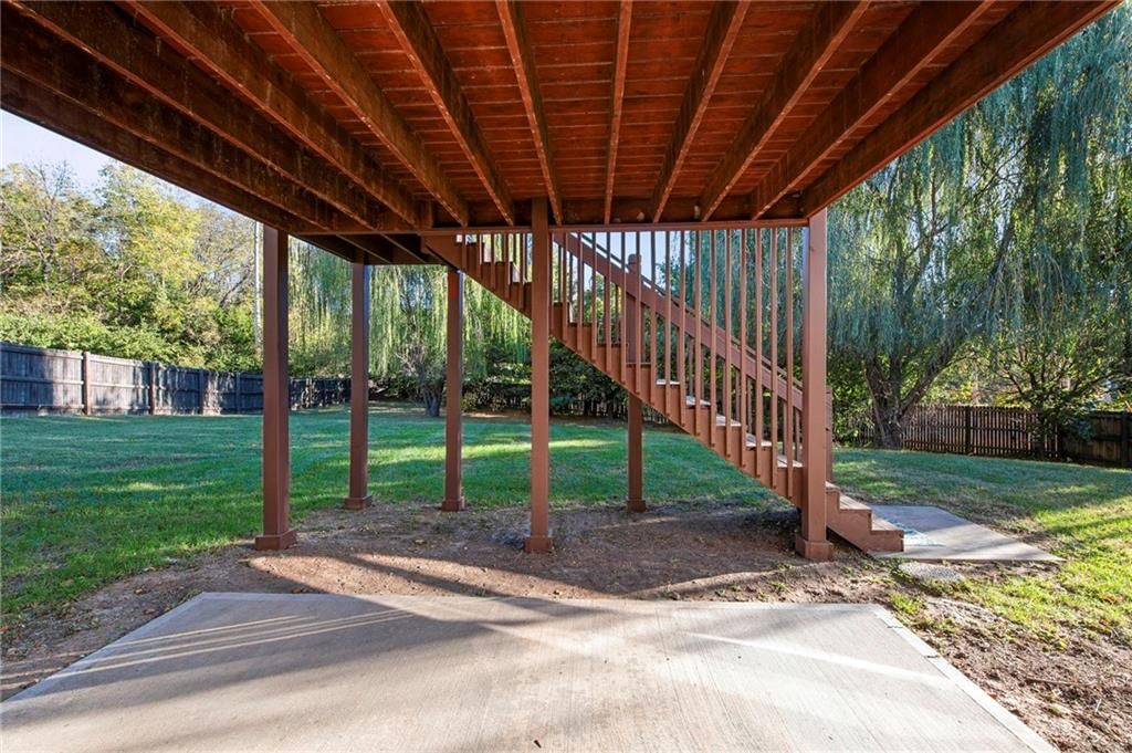 9911 Webster Circle — photo 36