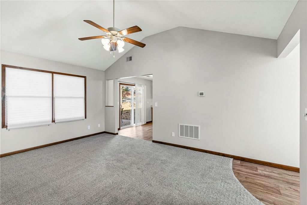 608 N Harrington Street — photo 5
