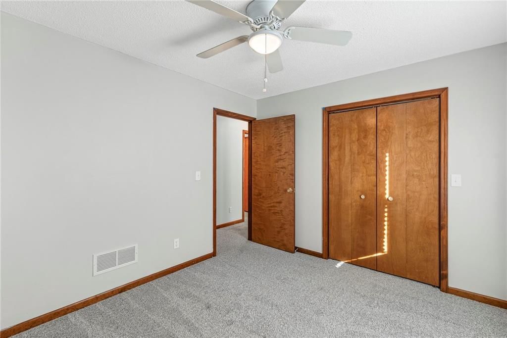 608 N Harrington Street — photo 15