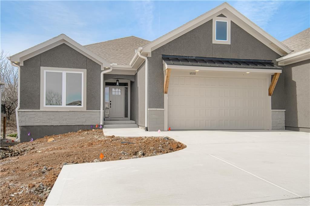 11532 S Olathe View Road, Olathe, KS