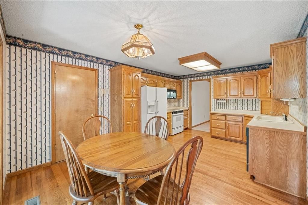 Photo 12 of 55 - 4801 NE 160th Street