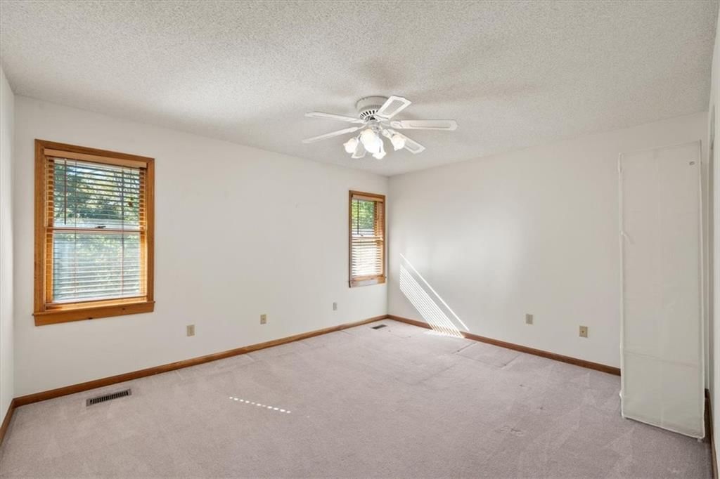Photo 27 of 55 - 4801 NE 160th Street