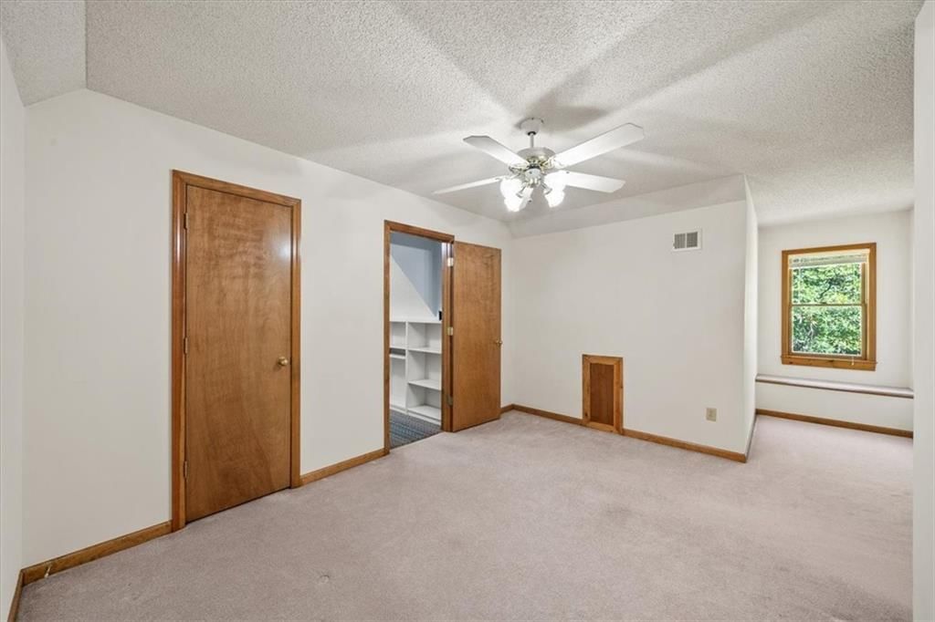 Photo 29 of 55 - 4801 NE 160th Street