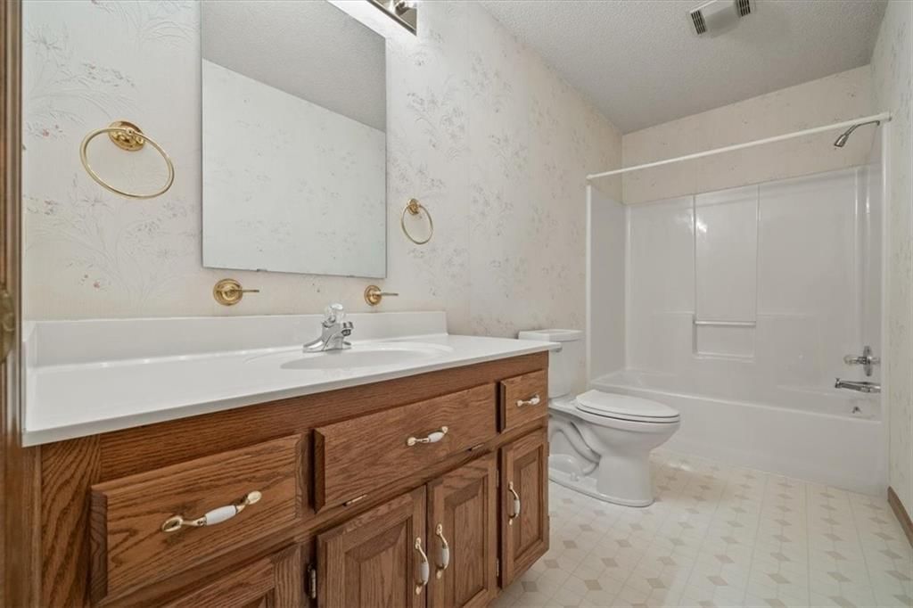 Photo 32 of 55 - 4801 NE 160th Street
