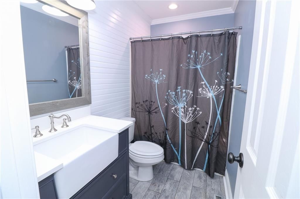 1206 Thomas Drive — photo 13