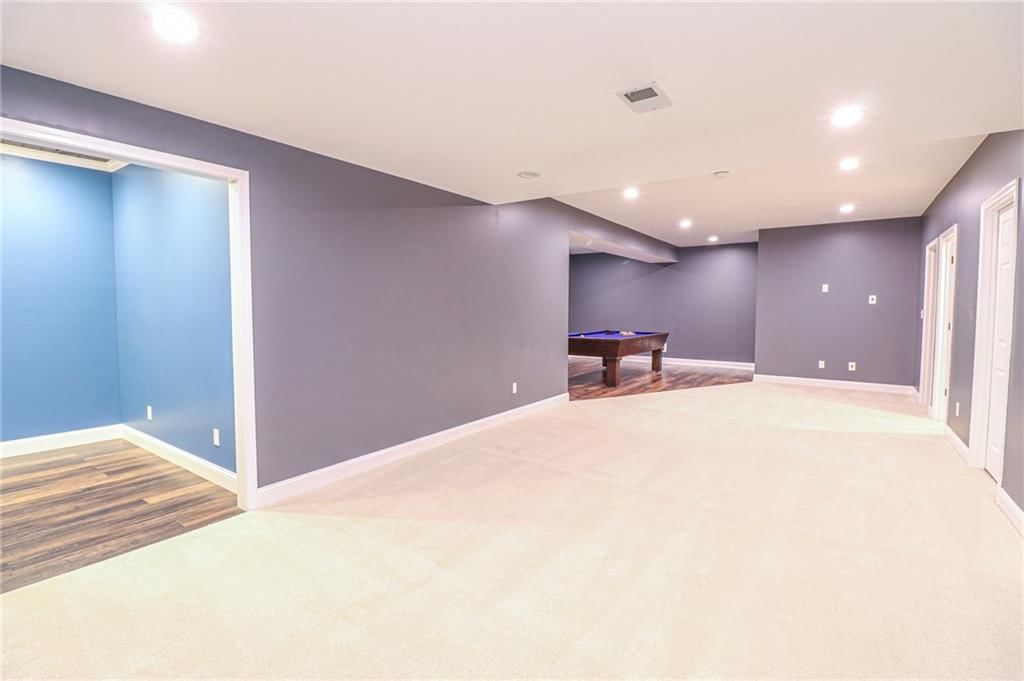 1206 Thomas Drive — photo 14