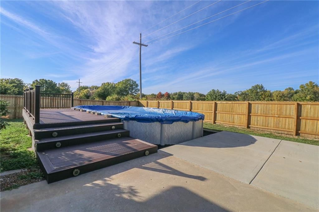 1206 Thomas Drive — photo 22