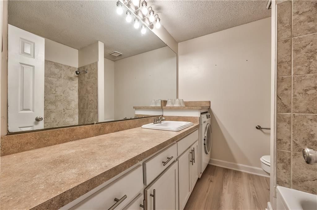 4727 Jarboe Street — photo 7