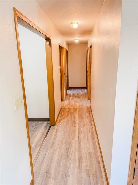 409 S May Street — photo 10