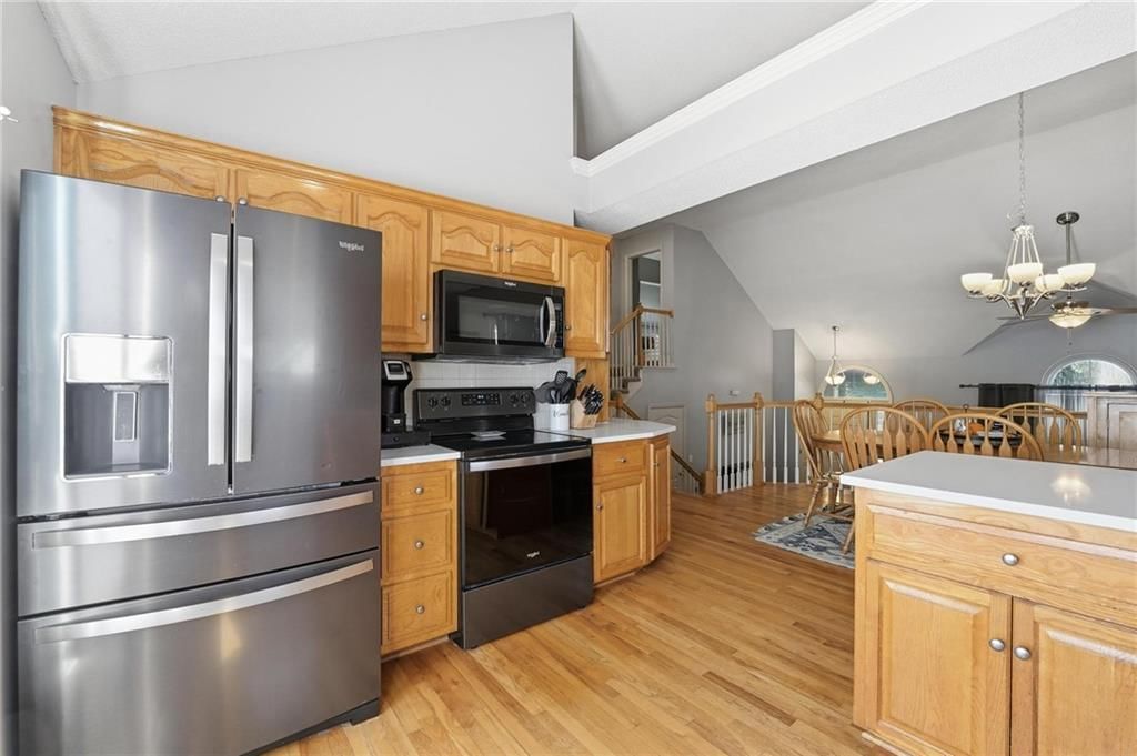8015 N Kensington Avenue — photo 10