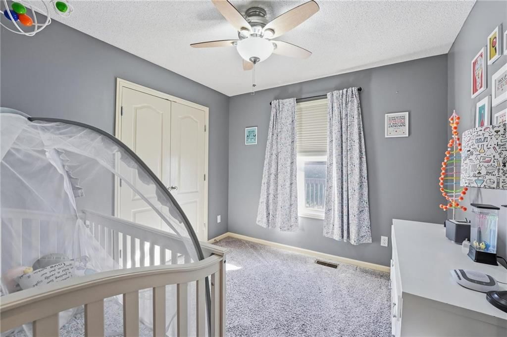 8015 N Kensington Avenue — photo 21