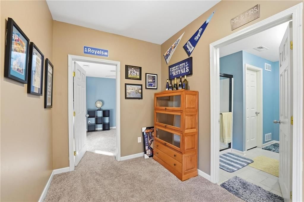8015 N Kensington Avenue — photo 25