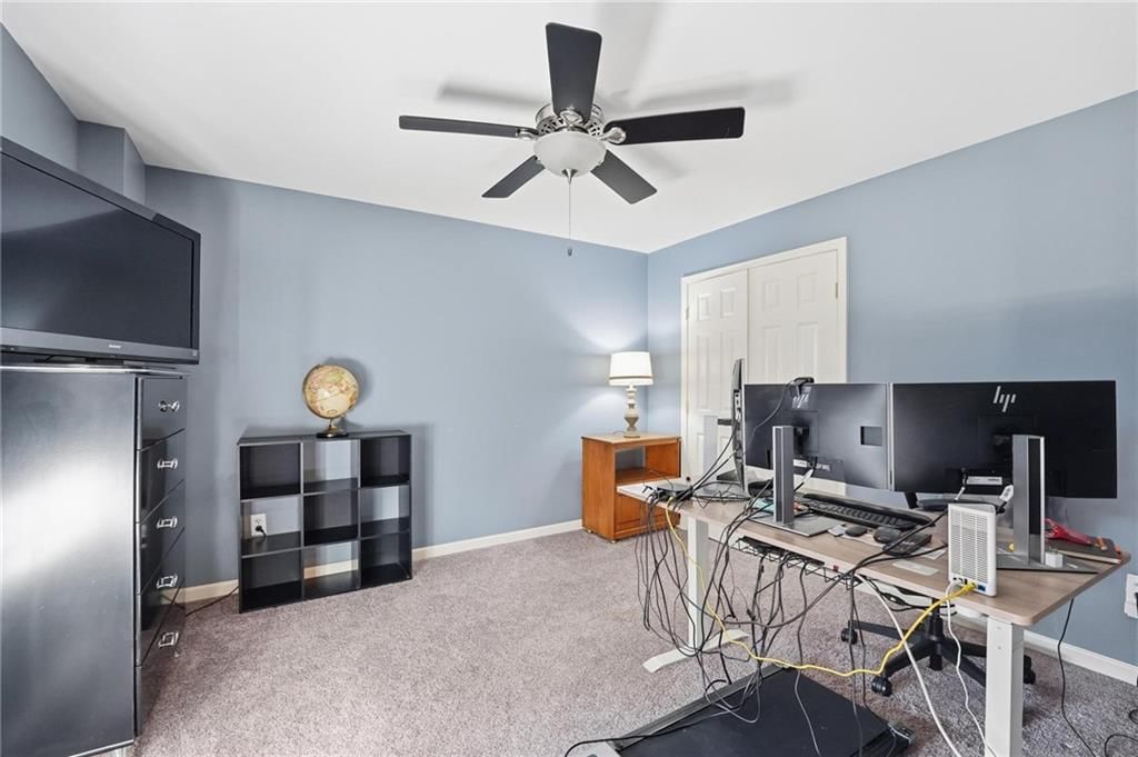 8015 N Kensington Avenue — photo 28