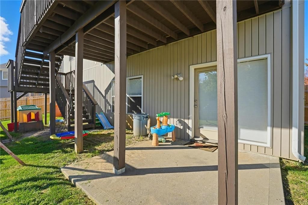 8015 N Kensington Avenue — photo 32
