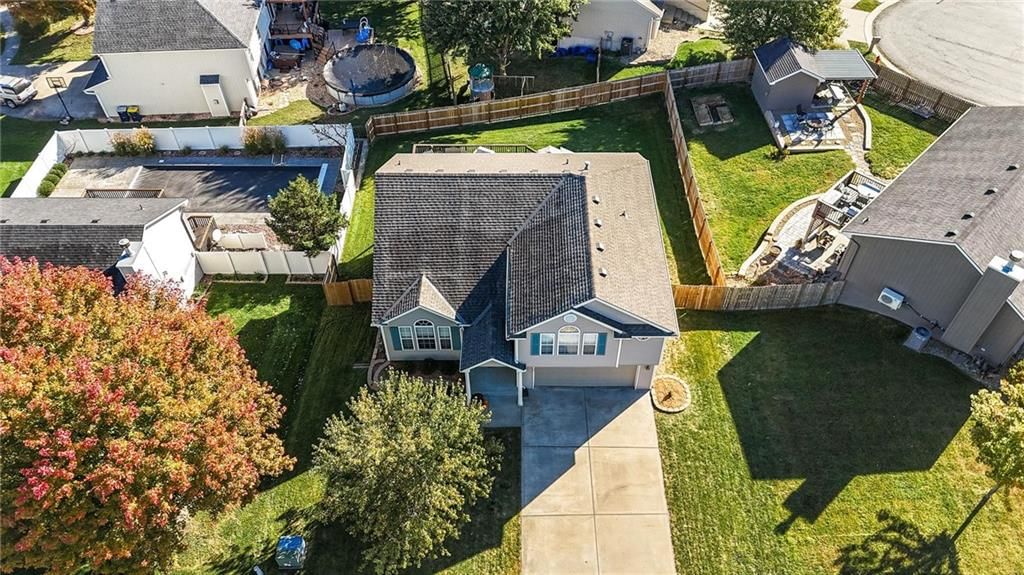 8015 N Kensington Avenue — photo 38