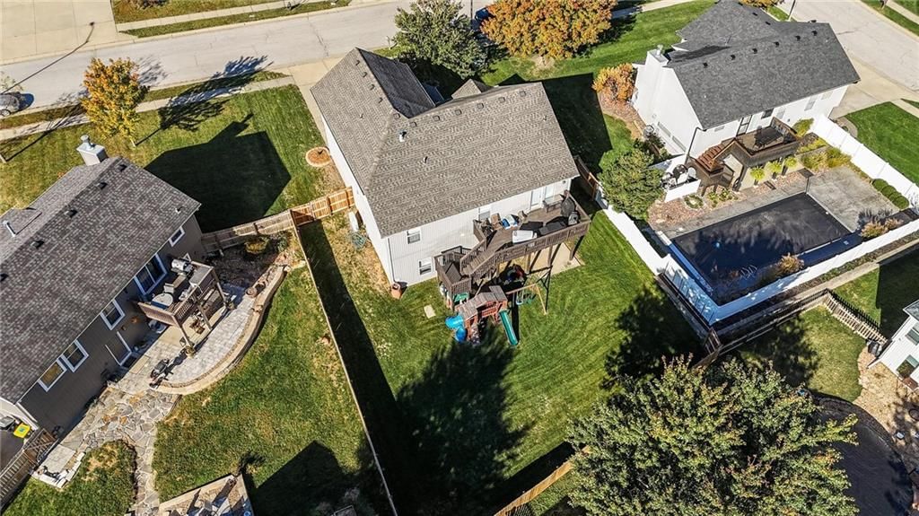 8015 N Kensington Avenue — photo 43