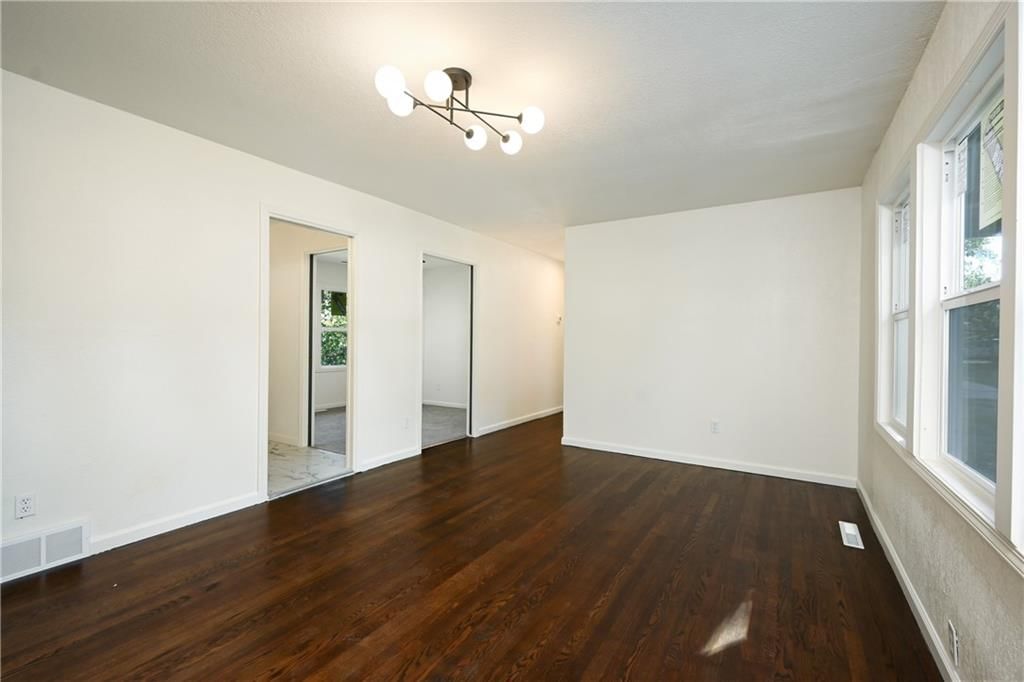 10013 Belmont Avenue — photo 16