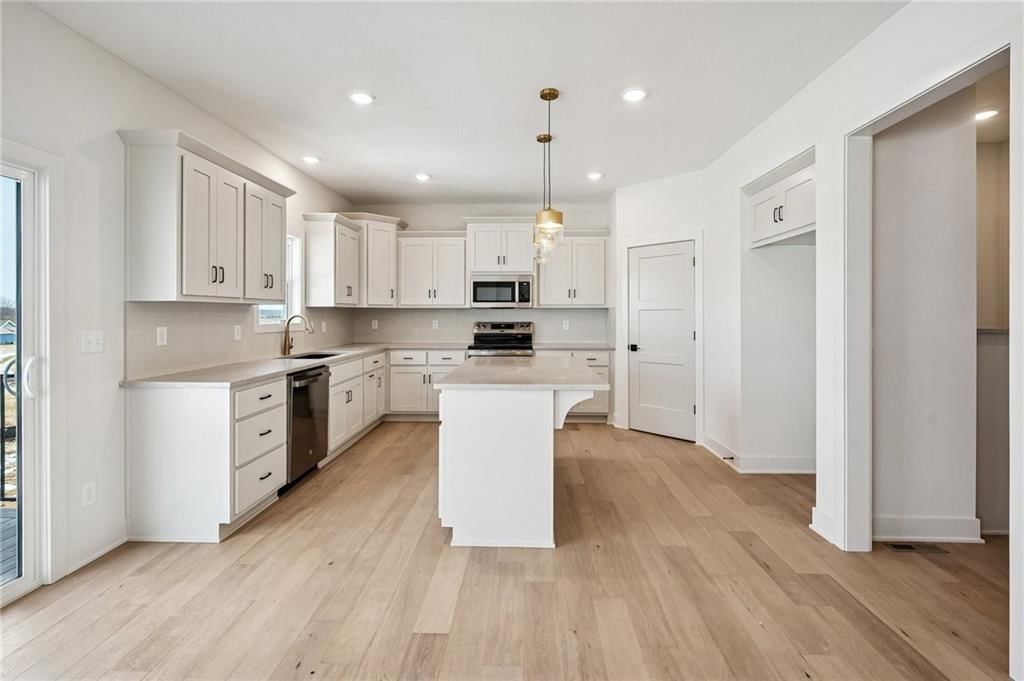 2181 Heritage Court — photo 12