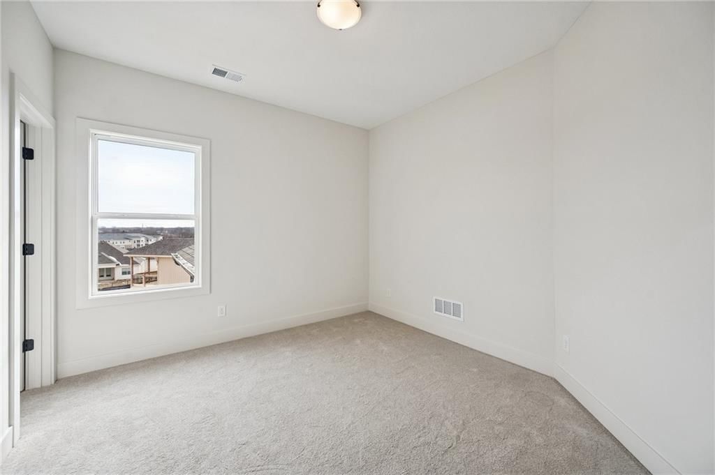 2181 Heritage Court — photo 26