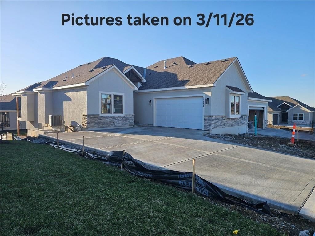 11576 S Millridge Street, Olathe, KS