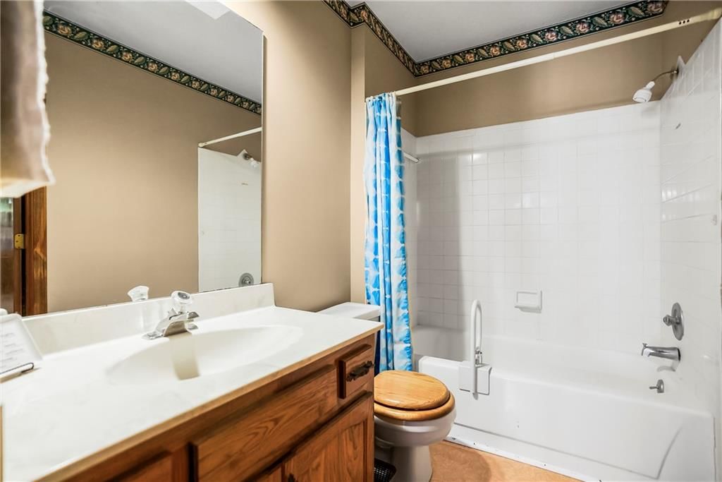 12400 W 105th Terrace — photo 17
