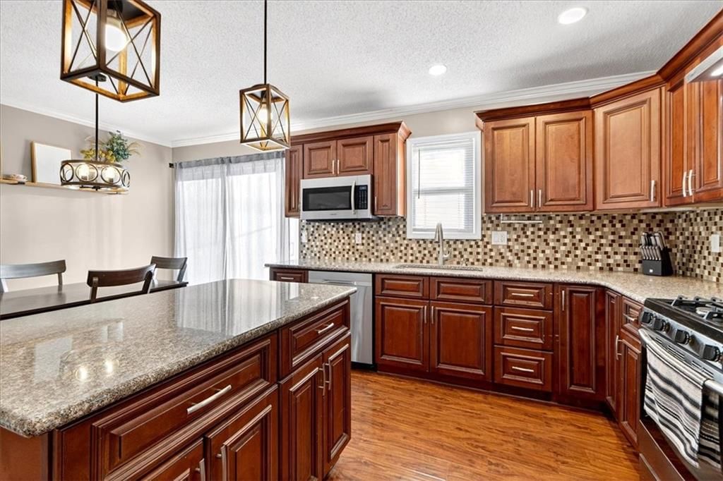3605 S Scott Avenue — photo 15
