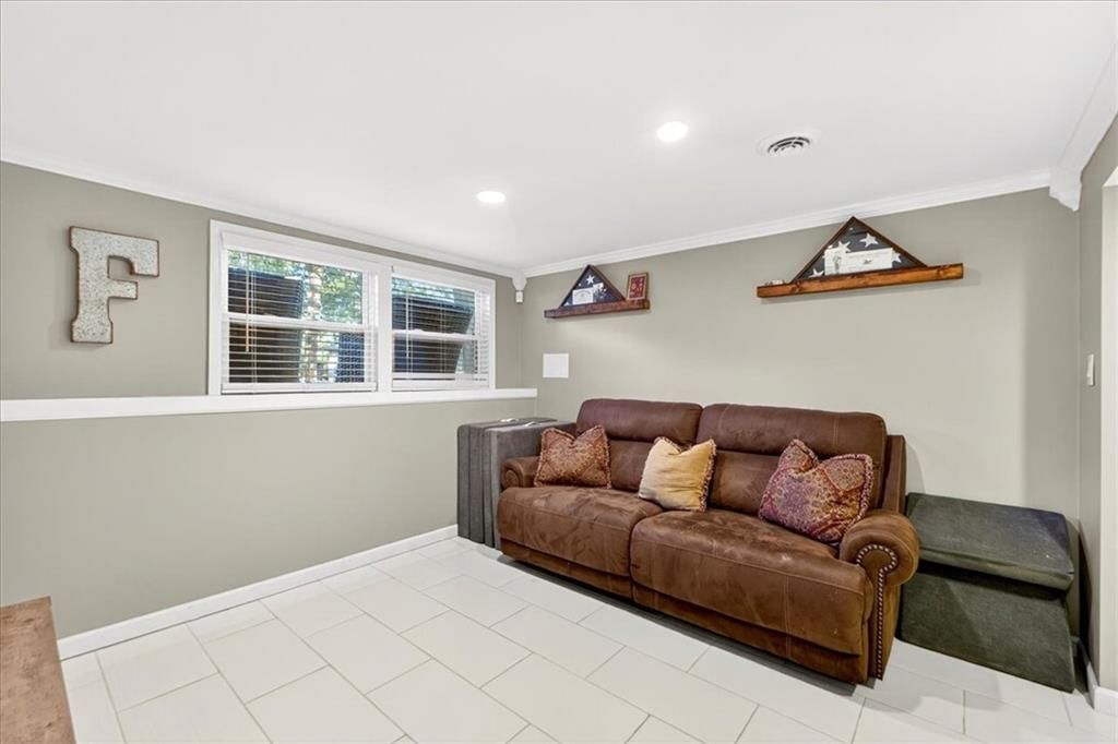 3605 S Scott Avenue — photo 31