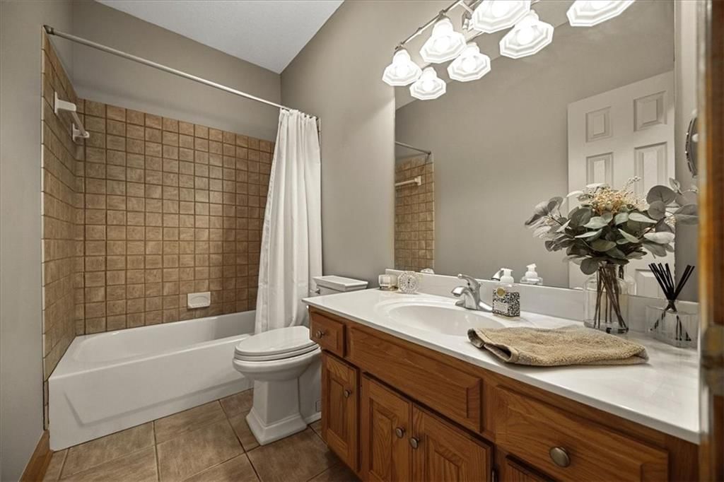 Photo 41 of 72 - 20802 W 102nd Street