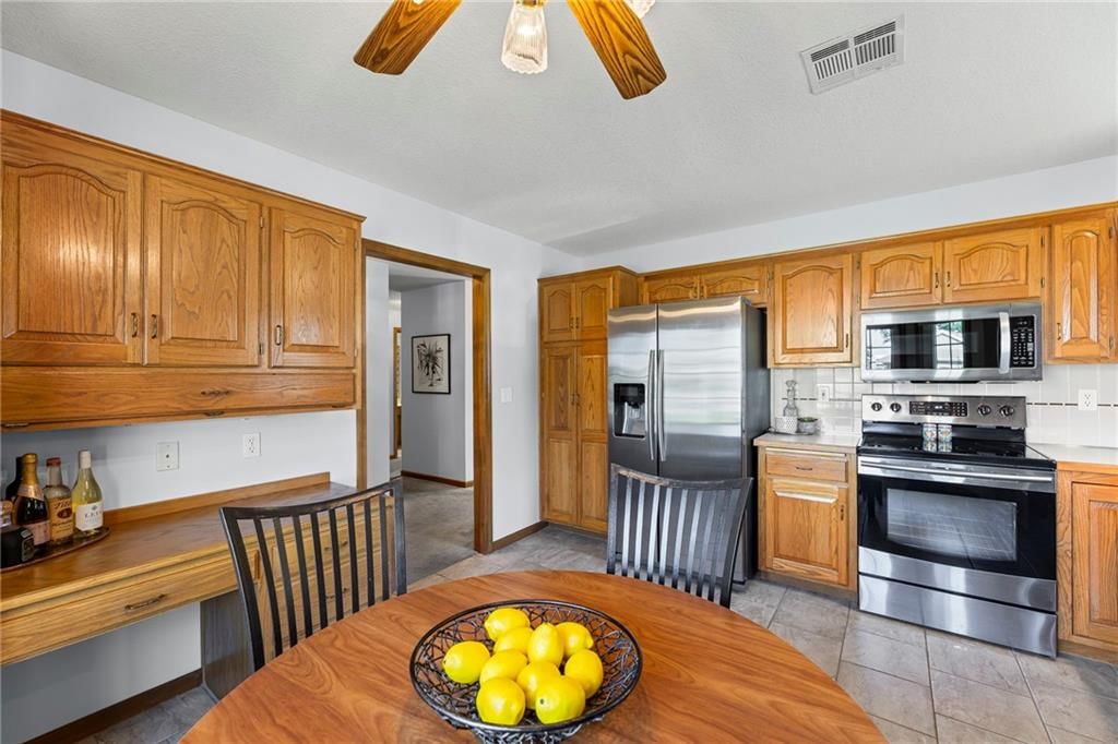 1009 SW 7th Street — photo 9