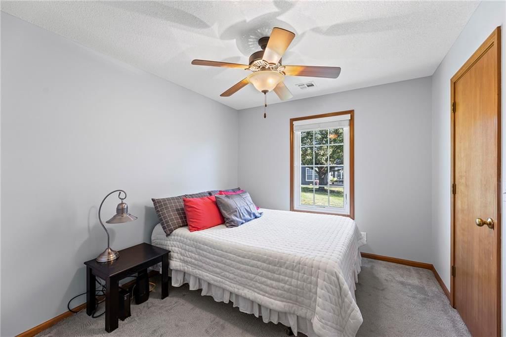 1009 SW 7th Street — photo 19