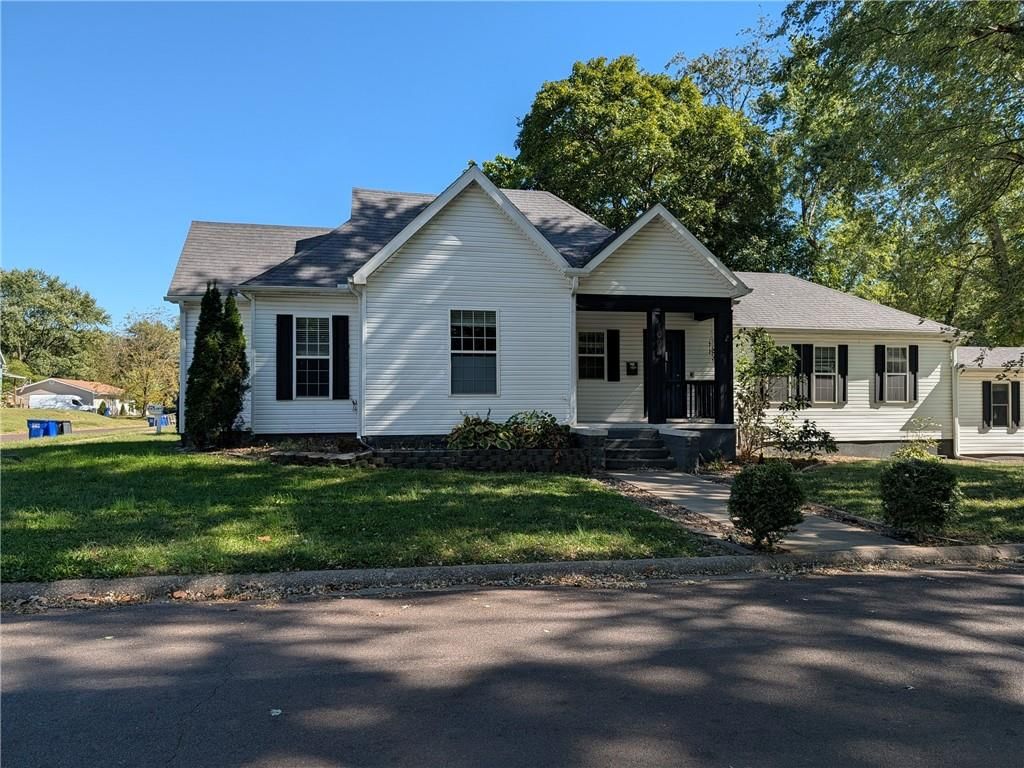 1001 S Marvin Avenue, Sedalia, MO