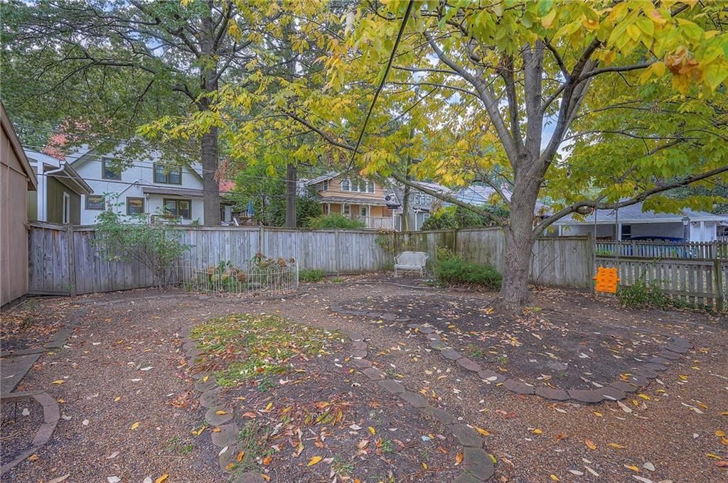 7217 Madison Avenue — photo 32