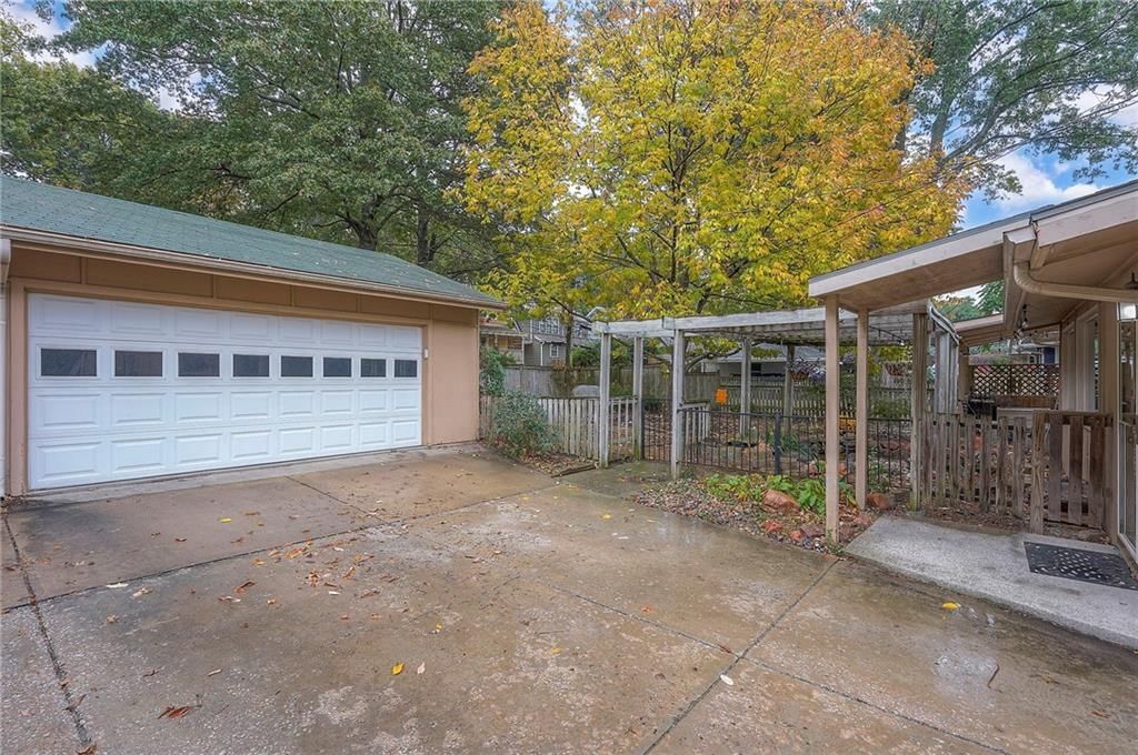 7217 Madison Avenue — photo 36