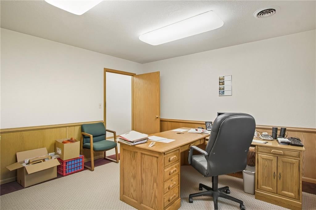 8007 Industrial Park Lane — photo 15