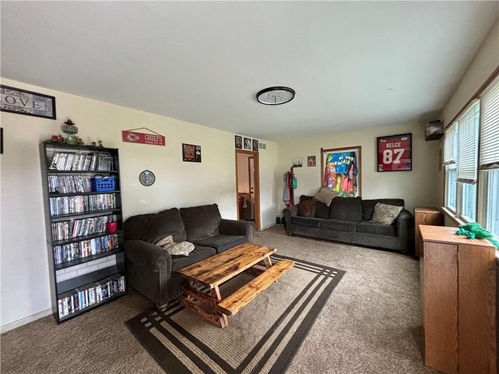 1831 Martha Lane — photo 6