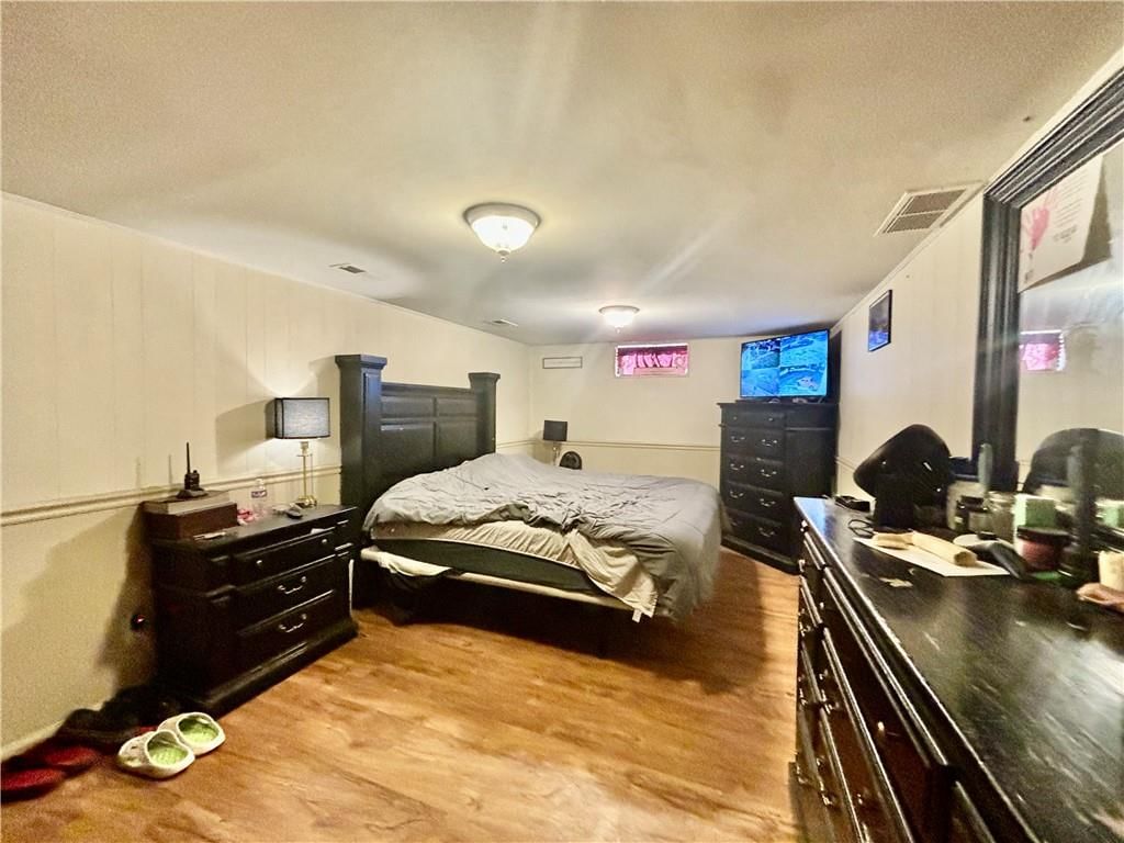 1831 Martha Lane — photo 9