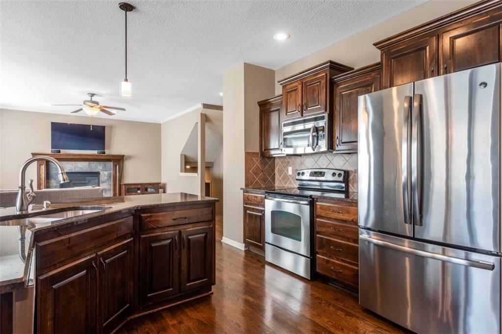 2237 W Concord Drive — photo 9