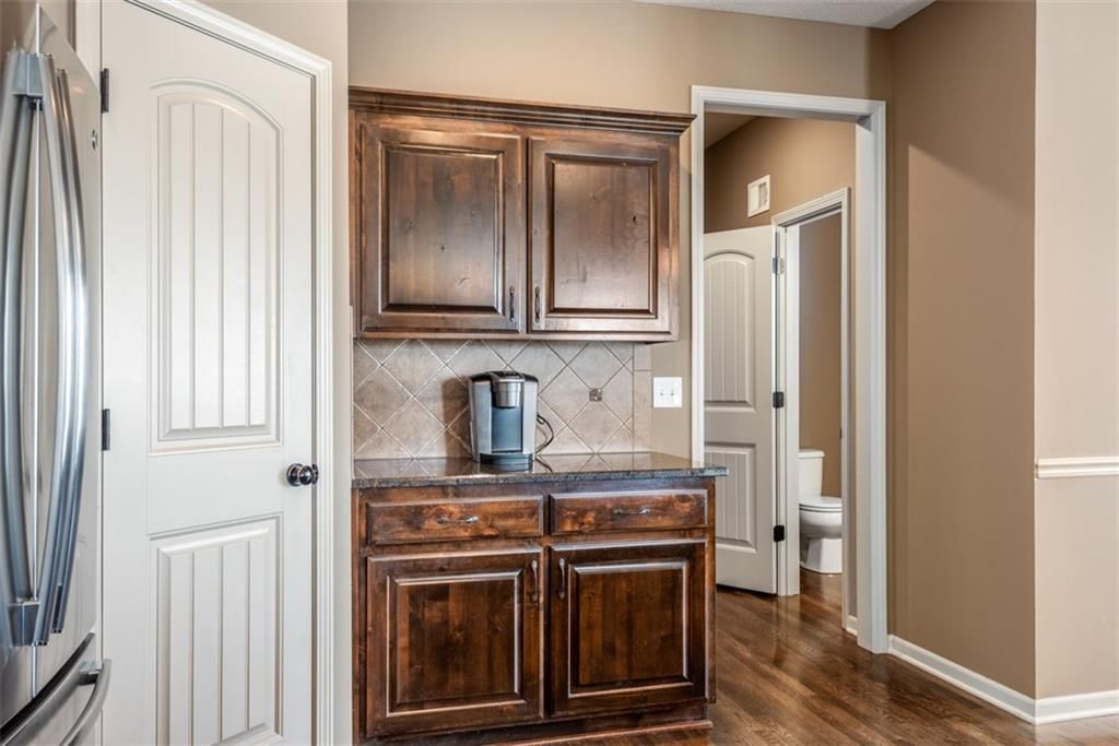 2237 W Concord Drive — photo 11