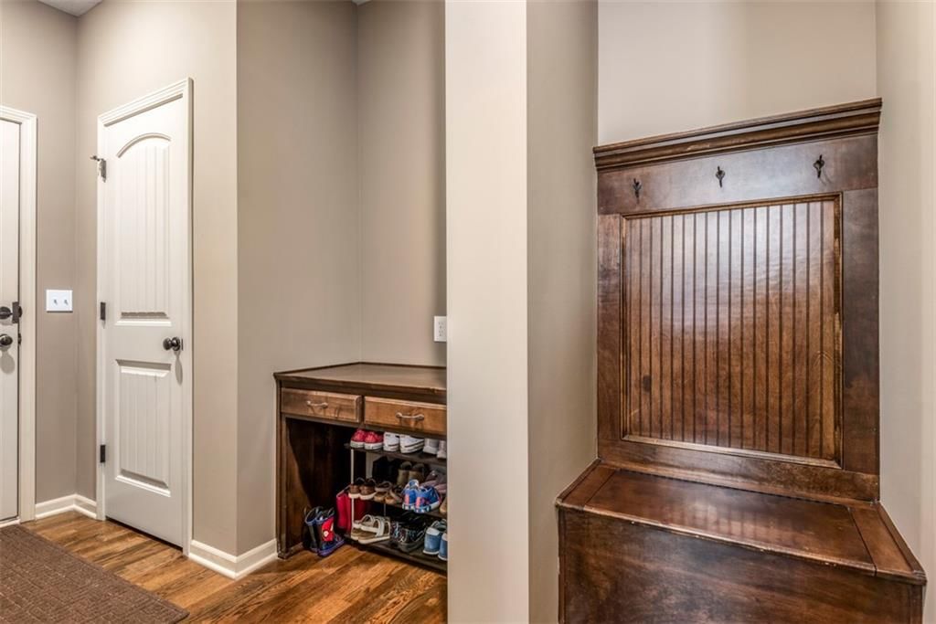 2237 W Concord Drive — photo 13