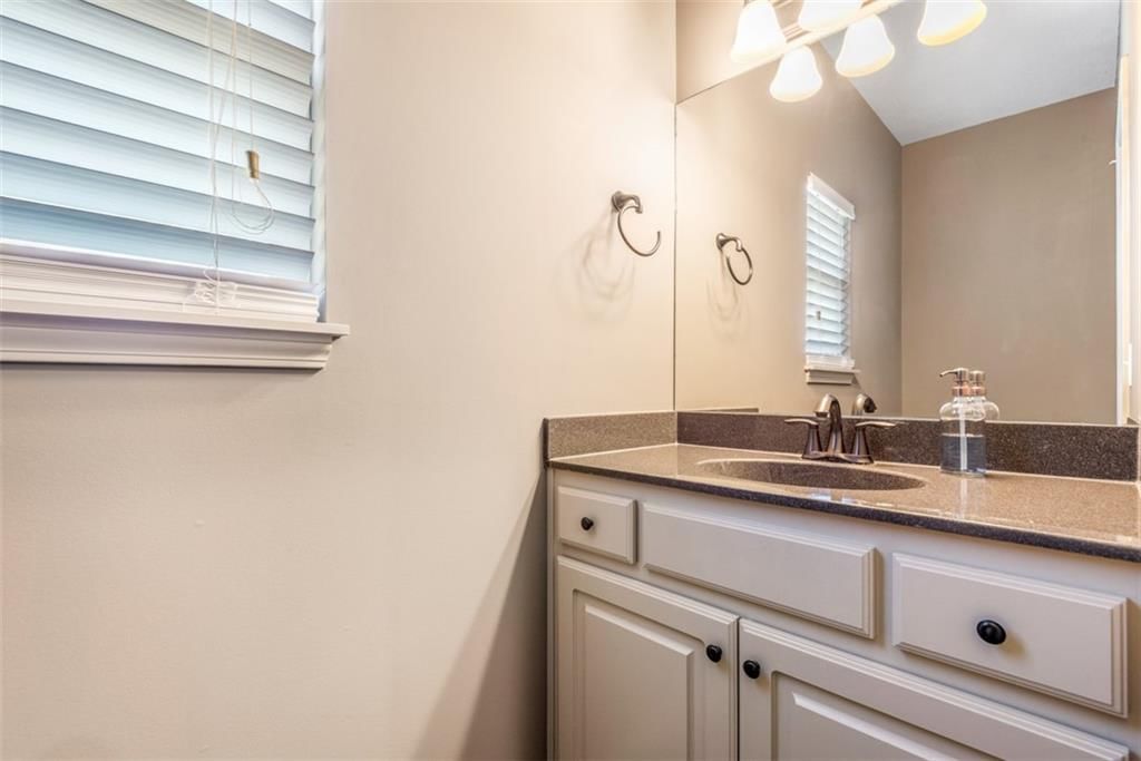 2237 W Concord Drive — photo 14