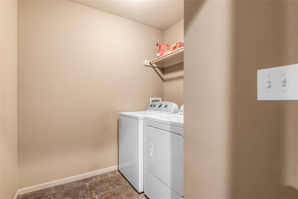 2237 W Concord Drive — photo 20