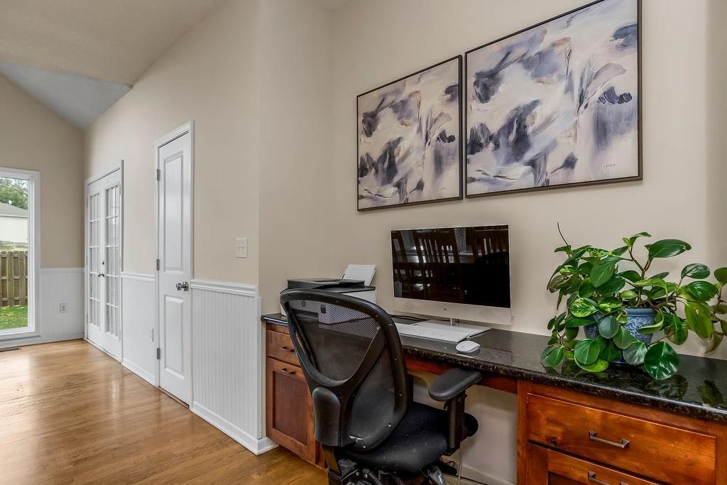 Photo 6 of 35 - 7323 Meadowsweet Lane