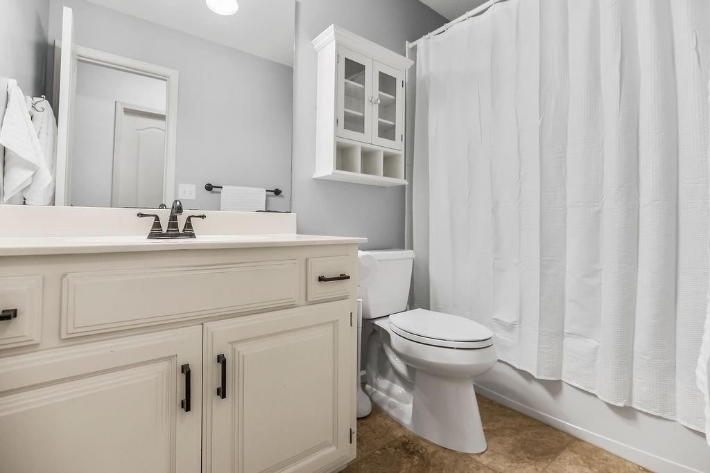 Photo 19 of 35 - 7323 Meadowsweet Lane