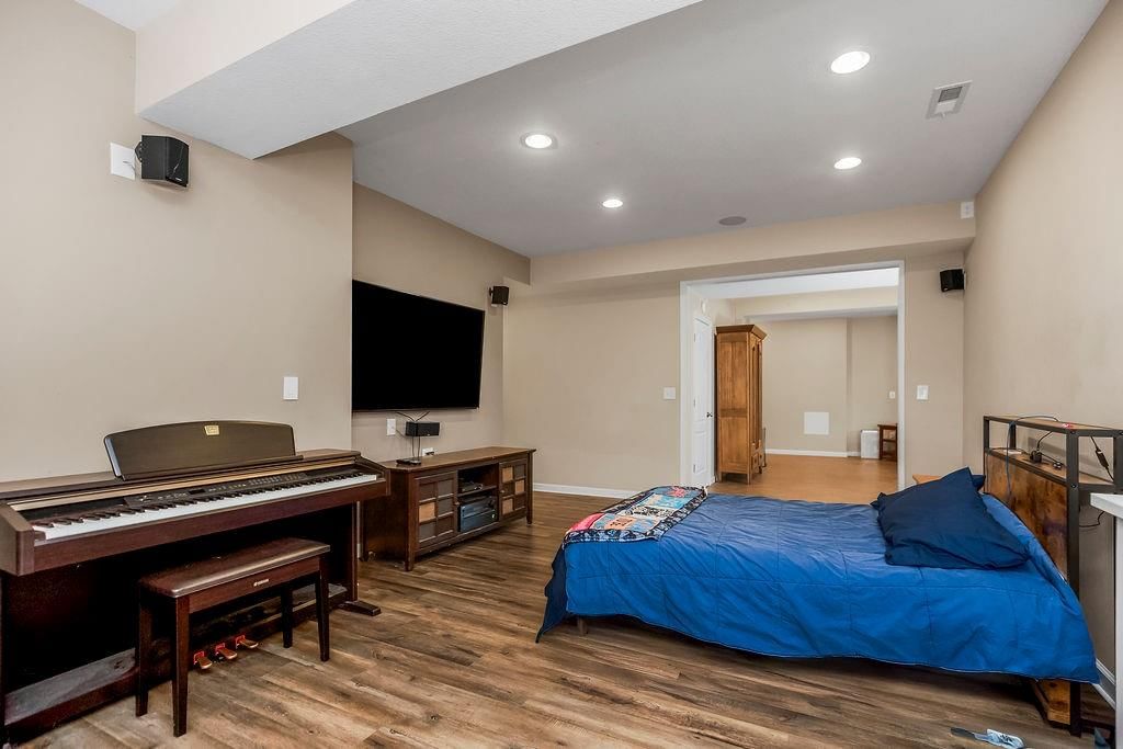 Photo 31 of 35 - 7323 Meadowsweet Lane