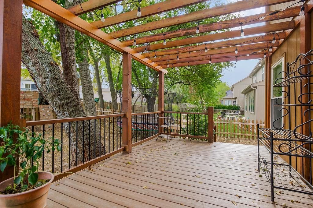 Photo 33 of 35 - 7323 Meadowsweet Lane