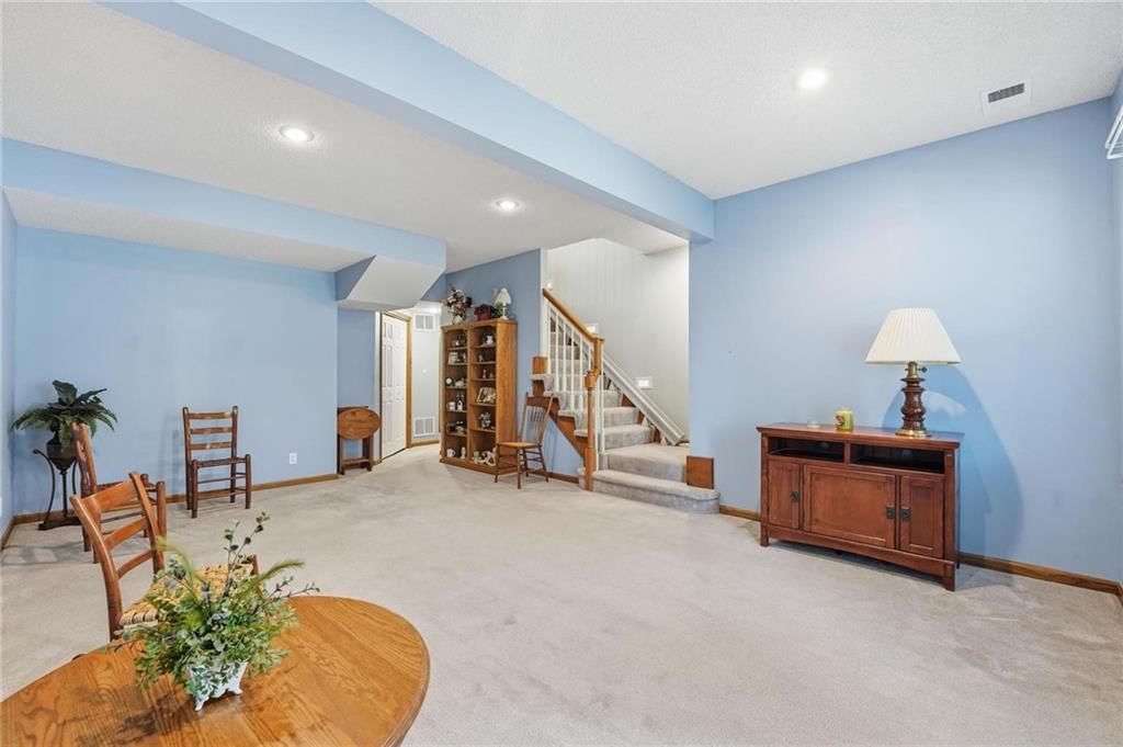 1858 Loughrey Street — photo 28